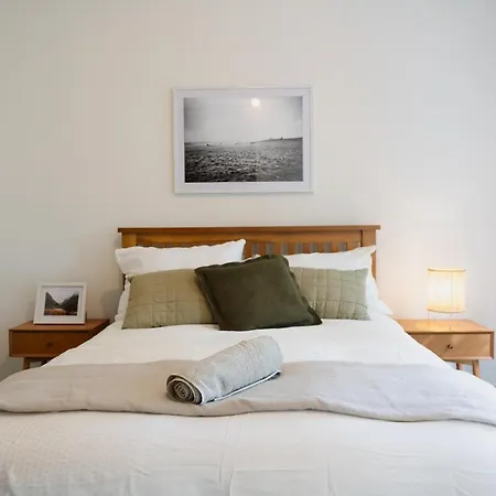 Homestay Rossmore House